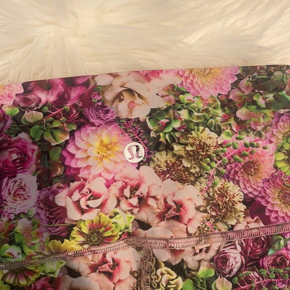 Lululemon Floral Print Leggings - Picture 8 of 9
